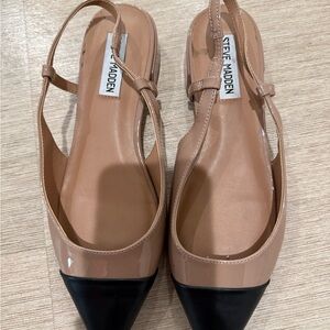Steve Madden Nude and Black Flats